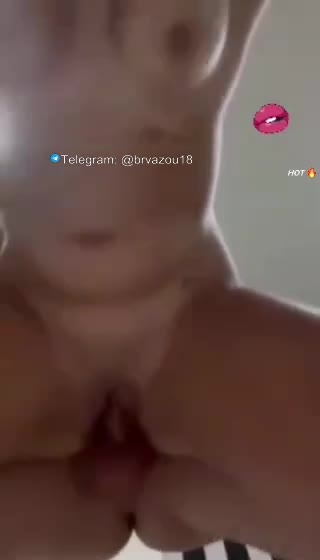 Xparia that leaked from the cat giving in that pussy shake