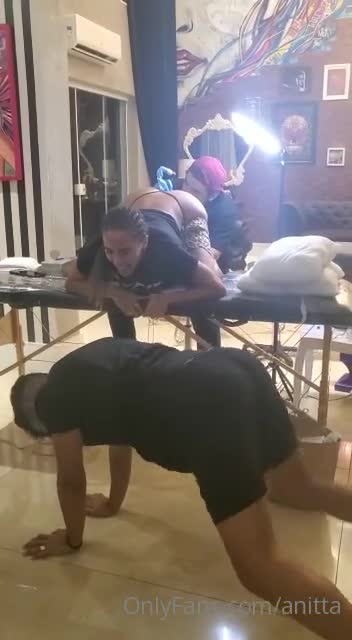 Anitta filling the screen with the tattoo in the big ass on an Onlyfans video