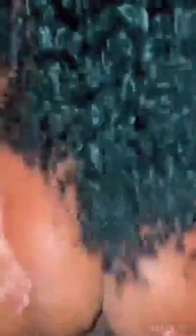 Ended up on the internet a hot brunette doing strip and leaving everything wet