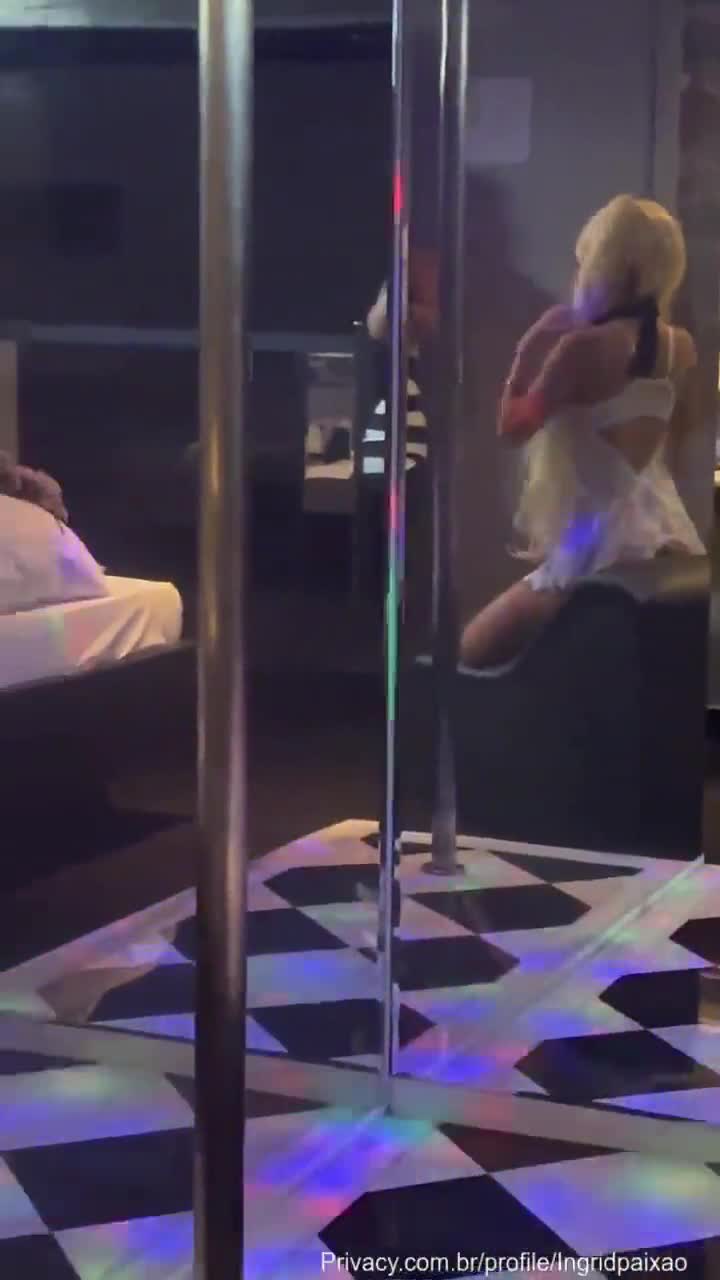 Ingrid Passion, the Danadinha, rummaging with that anal plug and a tail in the butt