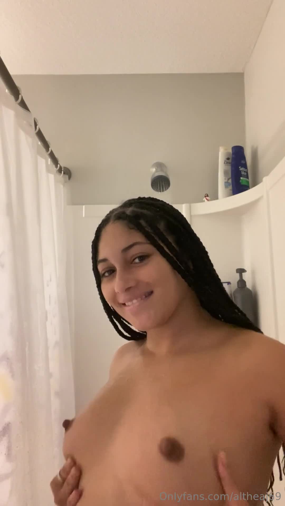 Amadora Altheaj69 stirring the breasts with the nipples standing